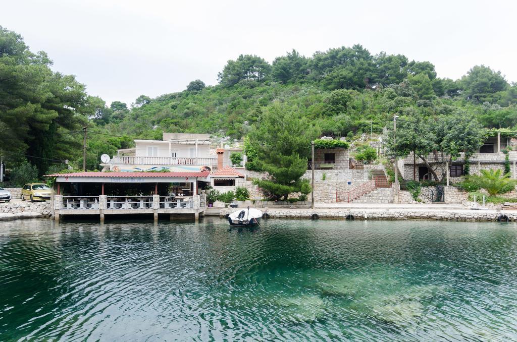 Apartments Porto Della Vita Okuklje Bagian luar foto